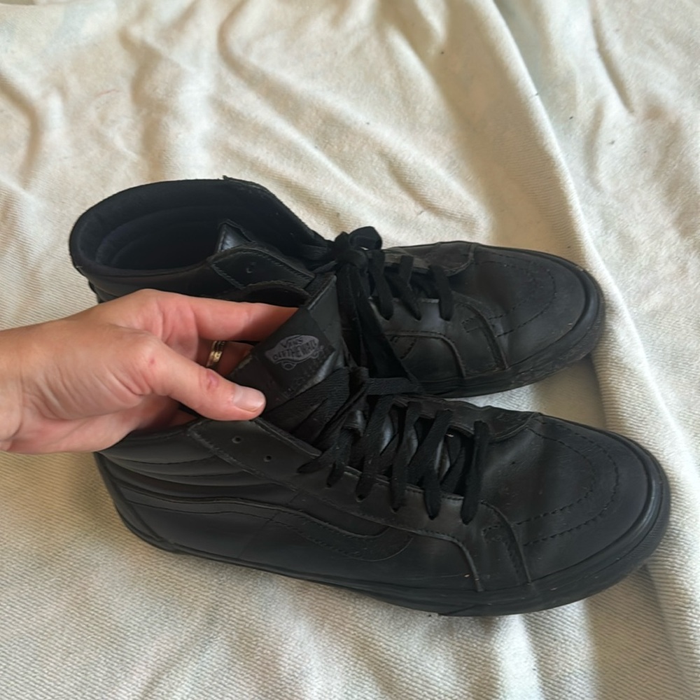 Men’s Vansguard size 11 black